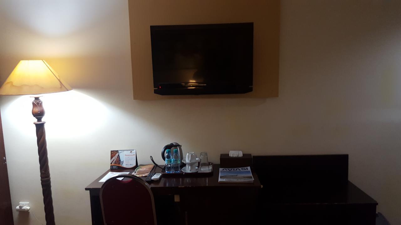 Grand Tembaga Hotel Timika Extérieur photo